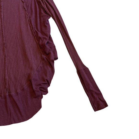 We The Free People Catalina High Low Thermal Long Sleeve Shirt Top Size Small - Picture 10 of 12